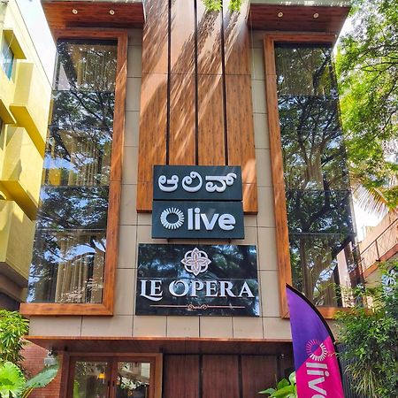 Olive Hotel Le Opera By Embassy Group Bangalore Extérieur photo