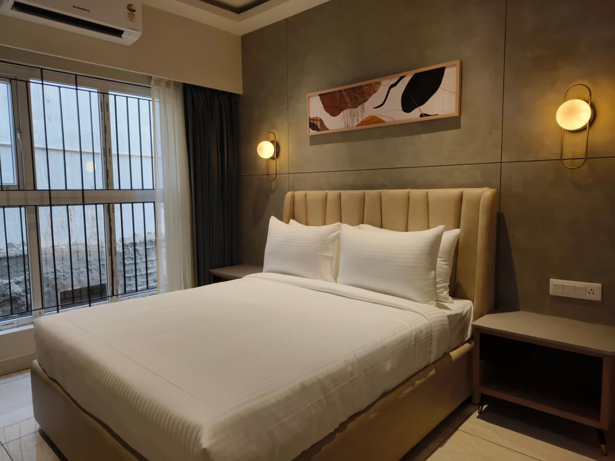 Olive Hotel Le Opera By Embassy Group Bangalore Extérieur photo