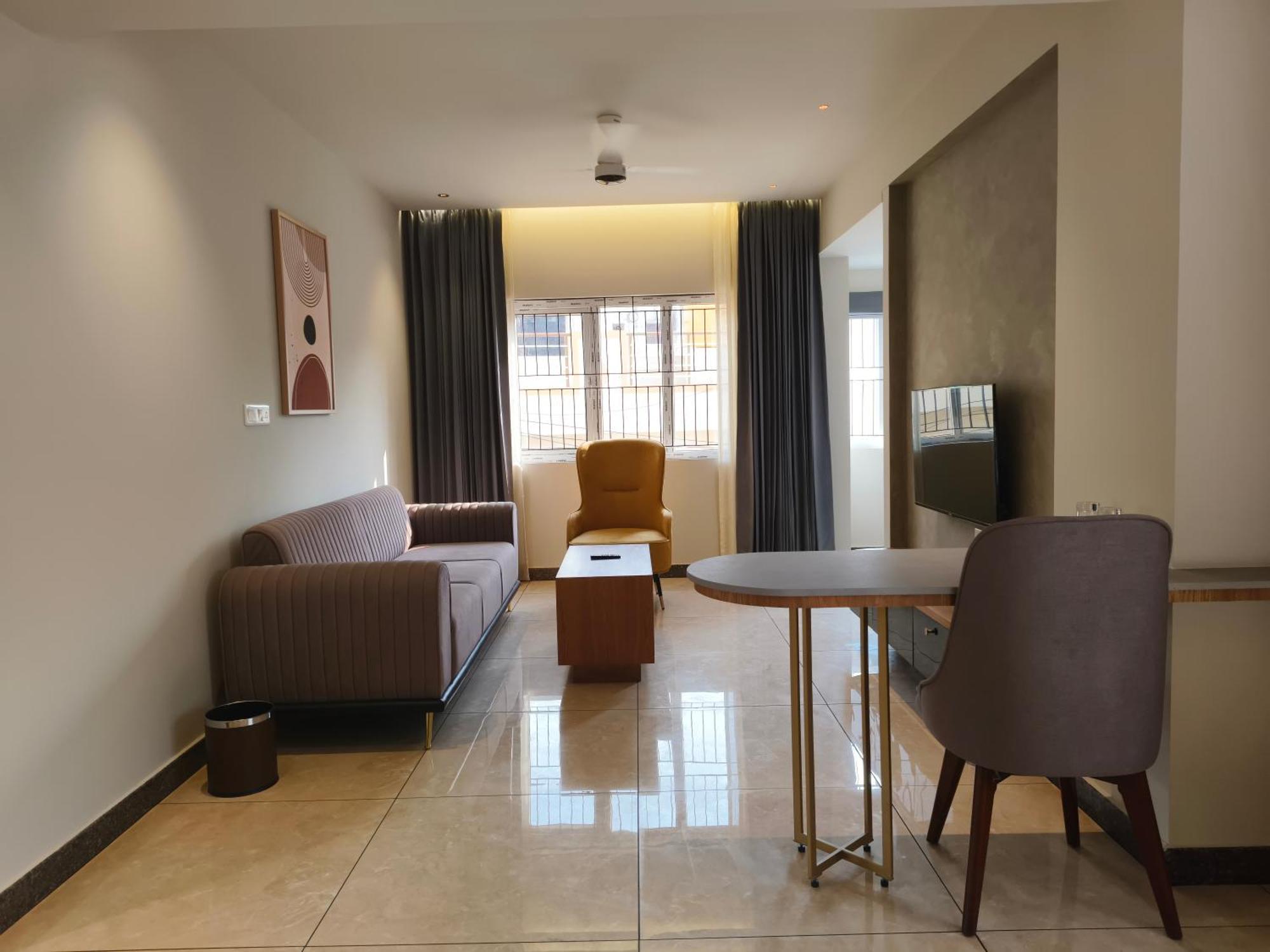 Olive Hotel Le Opera By Embassy Group Bangalore Extérieur photo